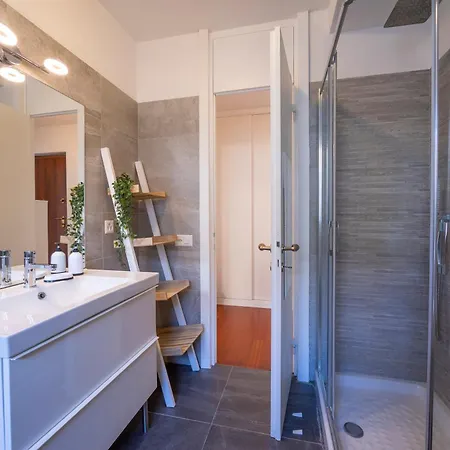 Sunlight - 150m From The - Happy Apartment