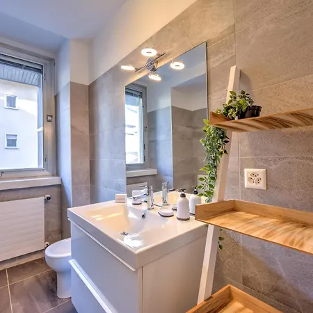 Sunlight - 150m From The - Happy *